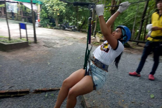 Hiking and Zipline Private Tour from Chiang Mai +Karen Village - Karen Long Neck Village: a culture stop with a learning mindset