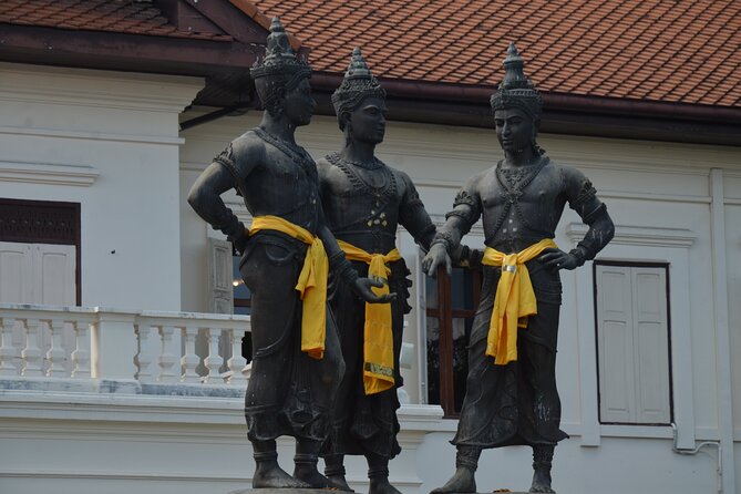 Historic Temples and City Guided Walking Tour in Chiang Mai - Key things to know before you go