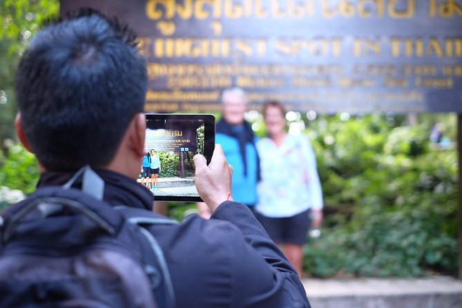 Inthanon Day Trip from Chiang Mai with Lunch - Group or Private - Wachirathan Falls: A Quick Scenic Reset