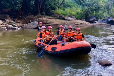 Khampan Rafting: White Water Rafting Guided Adventure in Chiang Mai - The Mae Taeng River Run: 10 km of Rapids and 14+ Moments