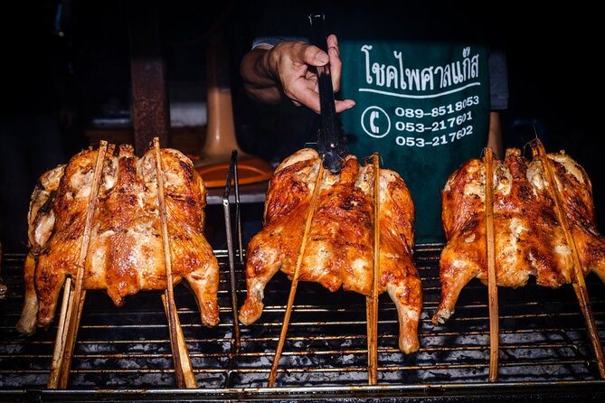 Lanna Kingdom Chiang Mai Food Tour with 15+ Tastings - The final stop near Nimman: wrapping with market energy