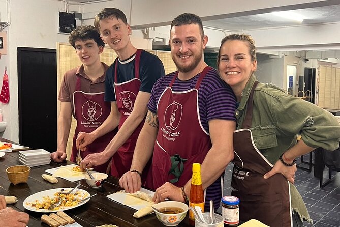 Lanna Smile Thai Cooking Class in Chiang Mai with Market tour - Lanna Thai cooking in 5 hours: why this format works in Chiang Mai