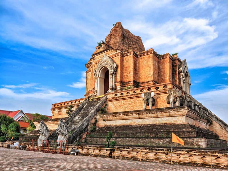 Long Neck Village, Silver Temple & Chiang Mai Top Sites - Price and Extra Temple Fees: What $22 Really Buys