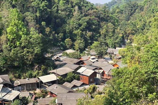 Lost in Chiang Mai - Secret Village, Hot Spring & Waterfall - A Cultural Therapy - From Duangtawan Hotel to Mae Kampong: A Morning That Slows You Down