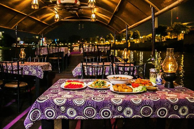 Magical Evening Dinner Cruise on the Ping River - Markets and River Life: Seeing Chiang Mai Through a Night Lens
