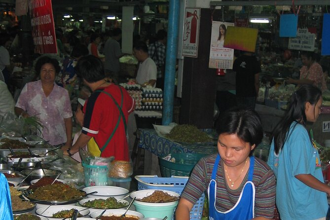 No.1 Chiang Mai: Historical City Bike Tour - Temples and Pagodas: What to Pay Attention To