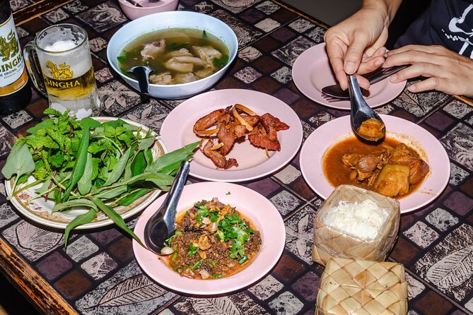 Northern Flavours Chiang Mai Food Tour with 15+ Tastings - Stop 3: Wararot Market by the Ping River, then you’re free to keep going