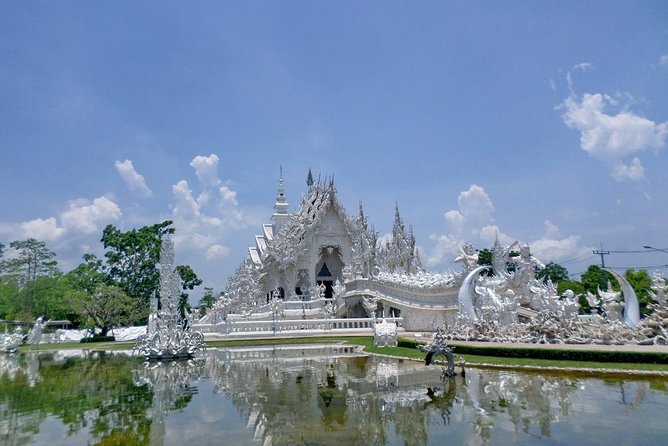 One Day Tour Chiang Rai(White Temple , Blue Temple, Black House) Private Tour - Mae Khachan Hot Spring: a short foot-bath reset