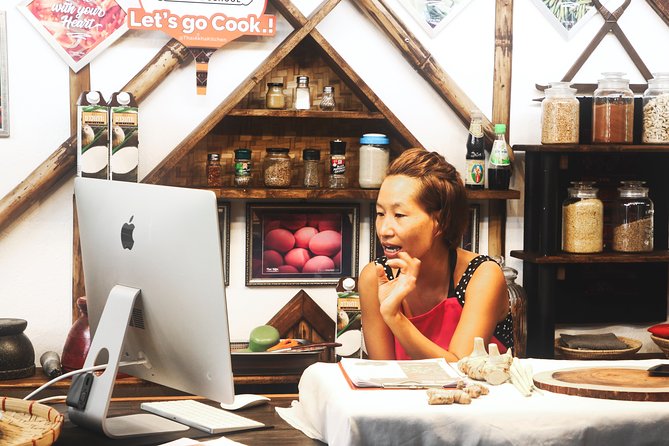 Online Thai and Akha Cooking Class - “From Chiang Mai to you”: why the cooking school background matters