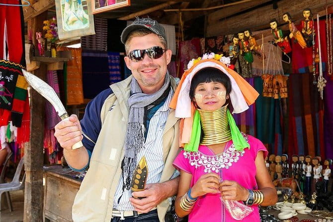 Private Day Tour Doi Suthep Temple and Handicraft Center - Who this tour fits best (and where it may not)
