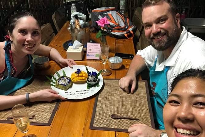 Private Dinner Cooking Class with Benny in Chiang Mai - Cooking curry paste: the skill that changes everything