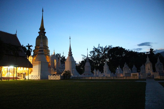 Private Evening! Crisscross Chiang Mai's Night by the classic Tuk Tuk - Wat Suan Dok: starting with a temple that sets the tone