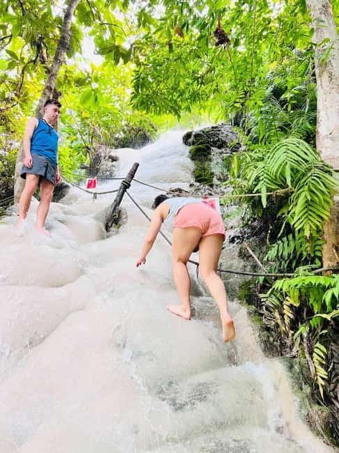 Private : Sticky Waterfall & Secret Temple & Karen Village. - Cave temple in the forest: Naga steps and Buddha statues in a mountain hush