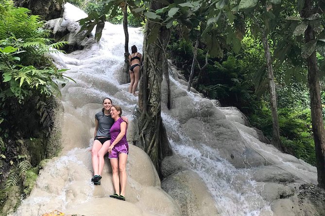 Private tour Chiang Dao cave ,Temples,Sticky waterfall - Key points to know before you go