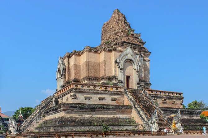 Private Tour: Chiang Mai City Tour Full Day - Pickup, the 7:00 AM start, and the value of paying for convenience