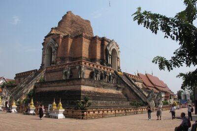 Private Tour: Chiang Mai City Tour Full Day - Dawn alms at Chi, The Spa at Shangri-la Chiang Mai: why it changes the whole day