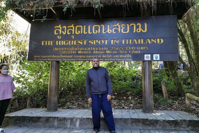 Private Tour Doi Inthanon And Trekking Nature Trail, Chiang Mai - Twin Royal Stupas: a viewpoint stop with garden time
