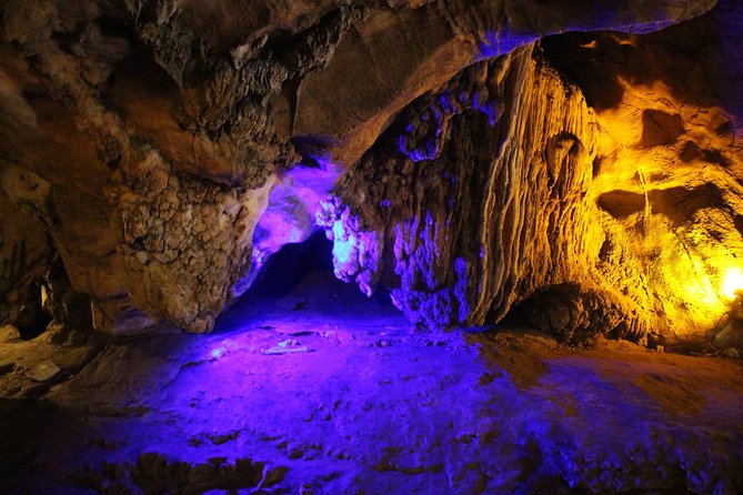 Private tour] Perfect day! Sticky waterfall + ChiangDao Cave + Wat BandenTemple - Hotel pickup and the day’s rhythm from Chiang Mai