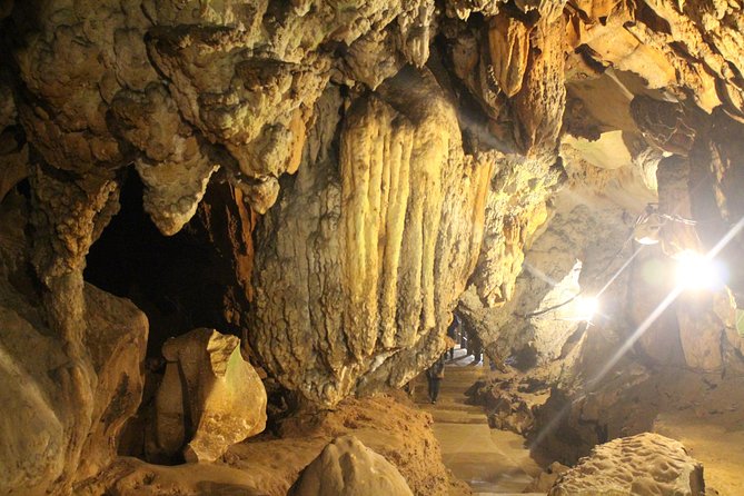 Private tour] Perfect day! Sticky waterfall + ChiangDao Cave + Wat BandenTemple - Price and value: why it can feel fair at $119.97