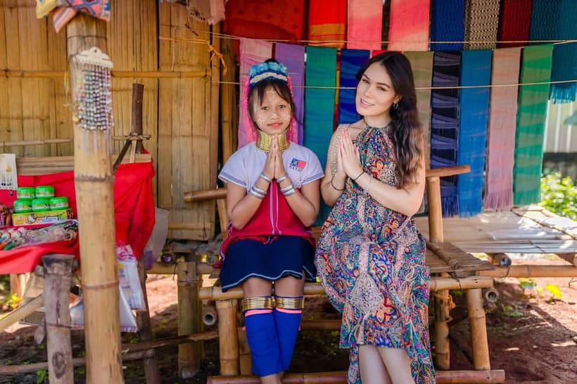 Red, Blue, White Temples & Hot Spring Trip from Chiang Mai - Huay Pla Kang Temple: 25-Meter Guan Yin and the 9-Level Pagoda Views