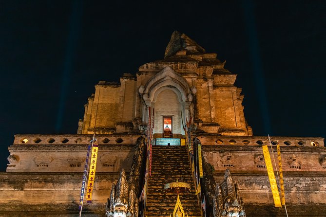 Sunlight or Moonlight: Chiang Mai City Tuk Tuk Tour - Wat Lok Molee: Lanna-Style Details and a Slower Feel