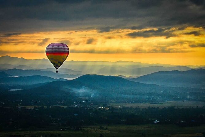 Sunrise Hot Air Balloon Adventure in Chiang Mai - Sunrise Balloon Over Chiang Mai: Why the Early Start Works
