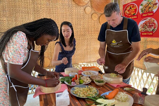 Team Aim Thai Cooking School (#1 Cooking Class in Chiang Mai) - Somphet Market: How the Shopping Turns into Flavor Knowledge