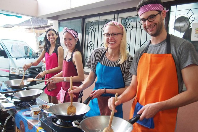 Tomyumthai Cooking Class in Chiang Mai - Eating what you cook: meal timing, coffee or tea, and portion reality