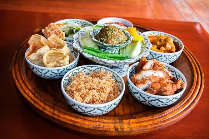 Traditional Khantoke Dinner and Show from Chiang Mai - Quick hits