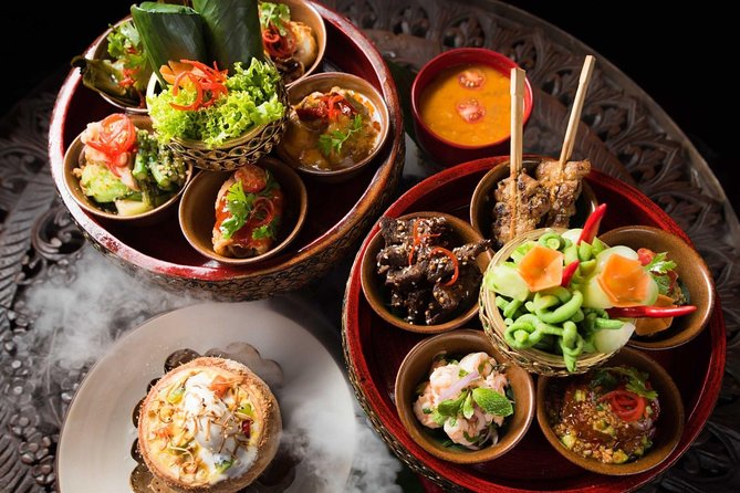 Traditional Khum Khantoke Dinner from Chiang Mai with Cultural Dance Show - The Food: Family-Style Northern Thai Dishes You’ll Share