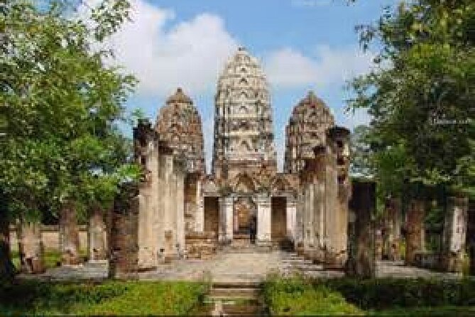 Unseen Sukhothai Province 2 Days 1 Night Private Tour - Si Satchanalai Historical Park: Mahathat with the tram