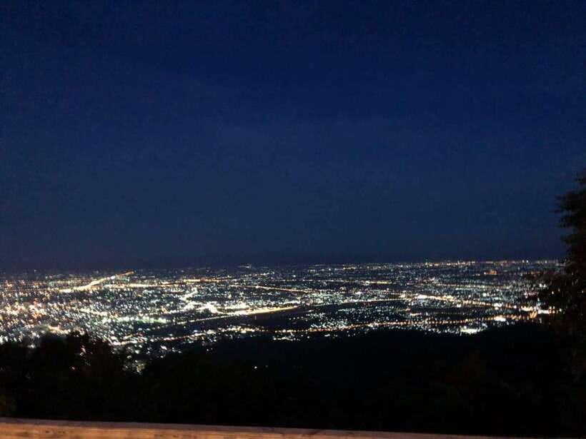 Wat Phra That Doi Suthep & Wat Pha lat Evening Tour & Guide - Key Things I’d Focus On Before You Go