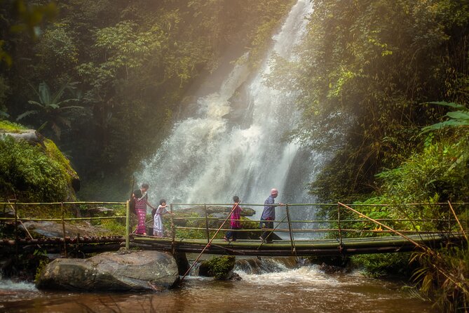 Waterfall Wanderer Doi Inthanon Hiking Tour - The Pha Dok Siew 4km hike: forest to farmland