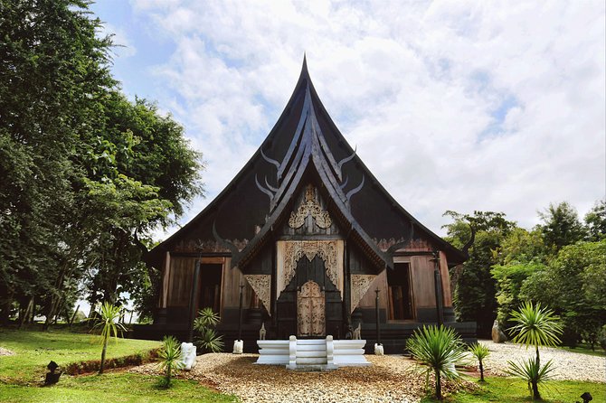 White Temple, Black House Museum and Hot Spring Tour from Chiang Mai (SHA Plus) - A Small Detour You’ll Want to Plan For